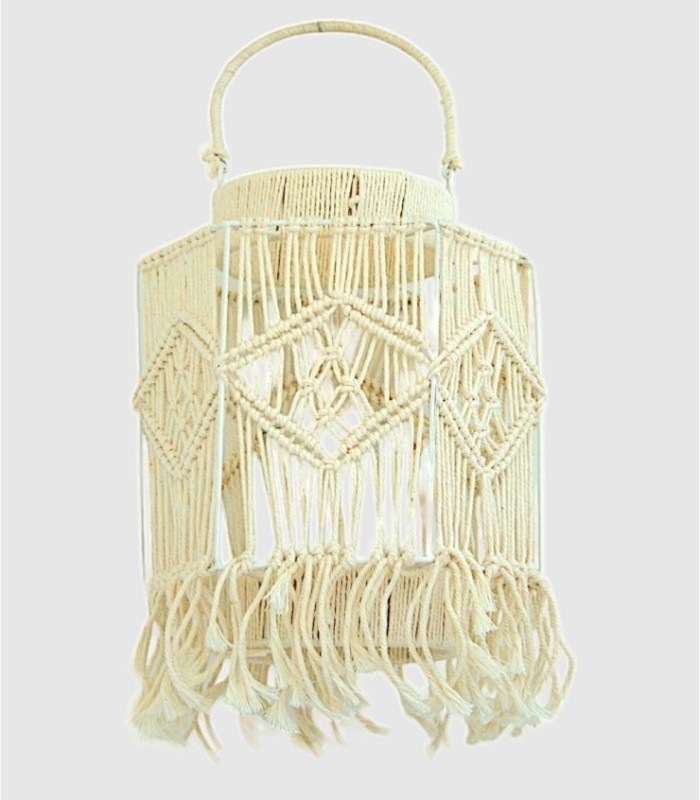 Grote gehaakte lantaarn van wit touw