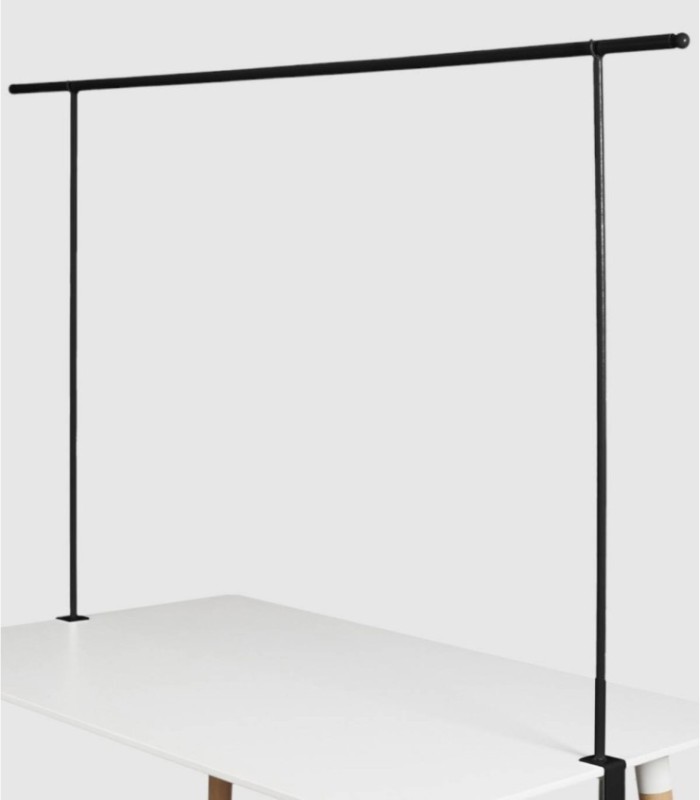 Black decorative bar for tables
