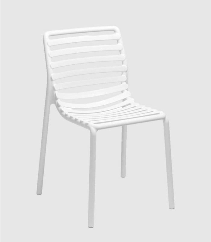 Witte Doga plastic stoel