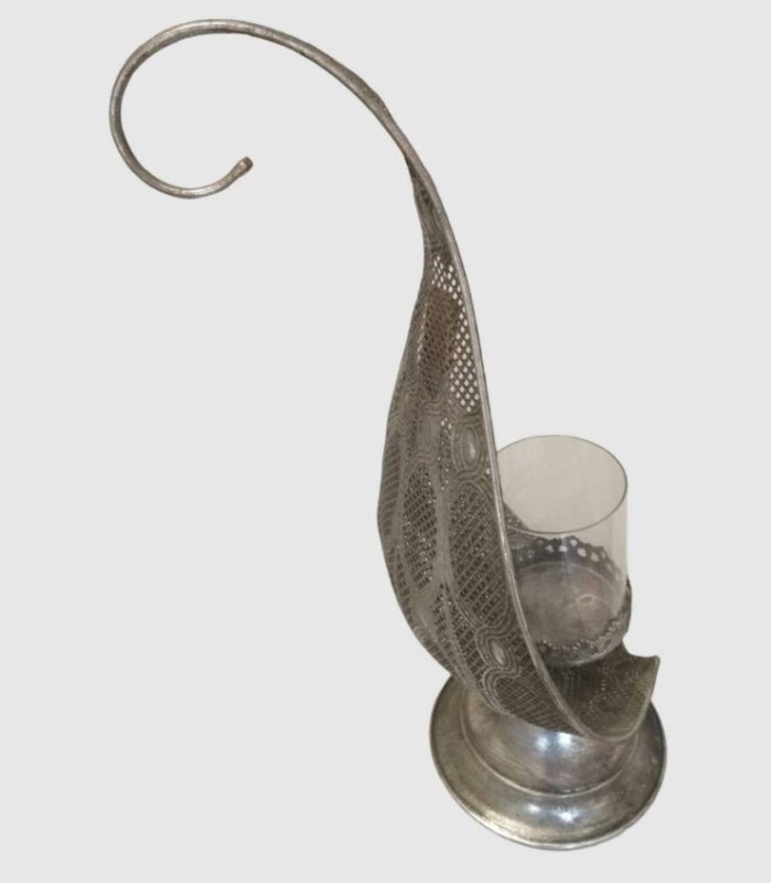 Metalen lantaarn met glas