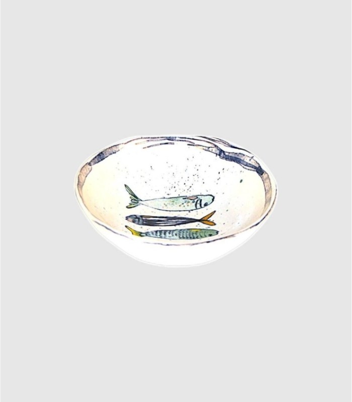 Kom met kleine vistekeningen