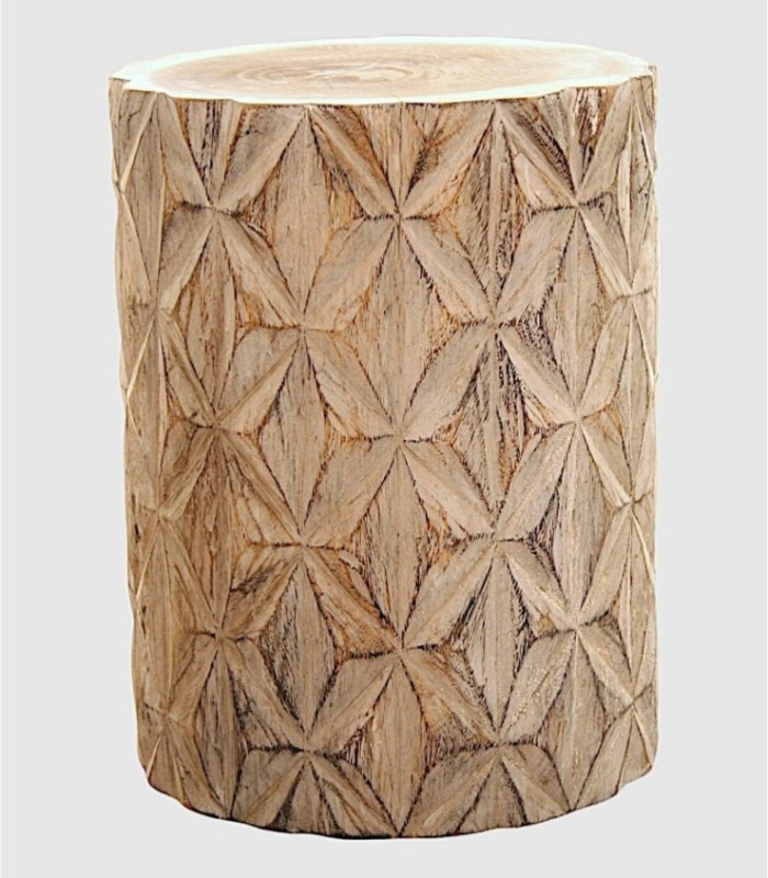 Taburete tribe de madera blanco tallado