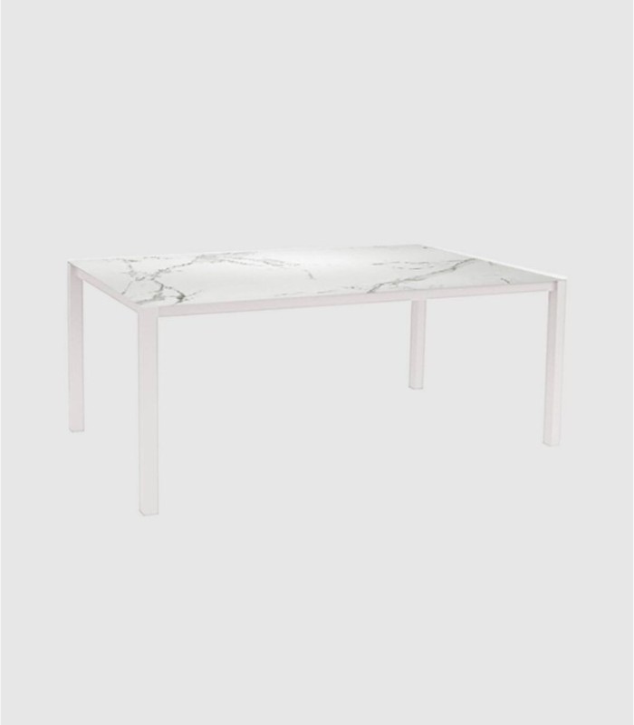 Eettafel van Dune-marmer