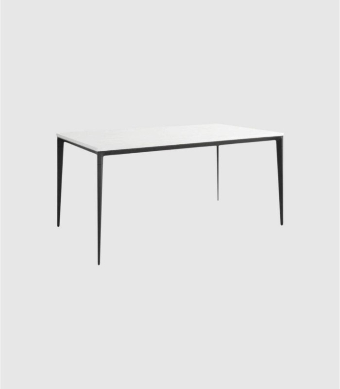Kleine zwart-witte Ness-tafel