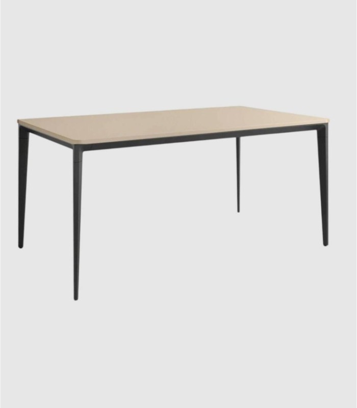Middelgrote zwarte parel tafel Ness