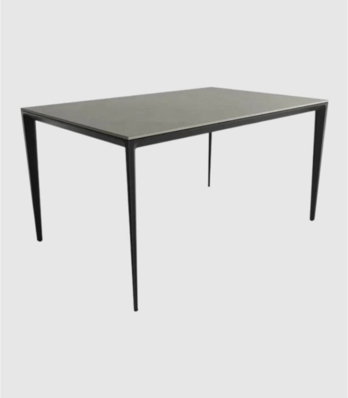 Medium black Portland table, Cortes