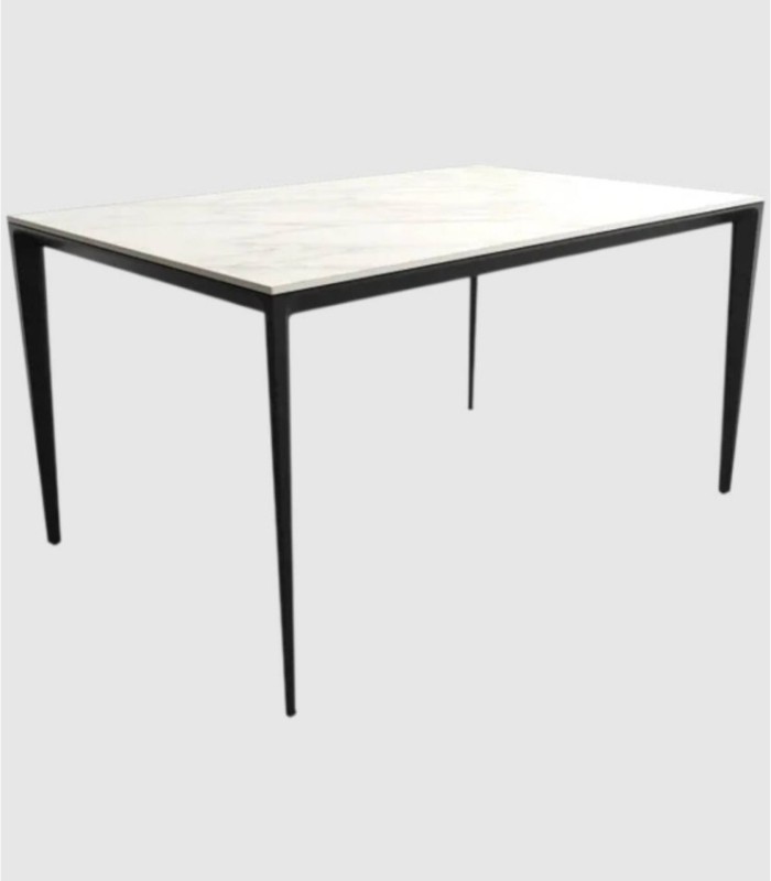Cortés large black carrara table
