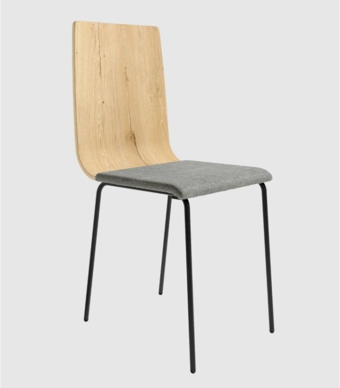 Set of 4 Dubai oak chairs