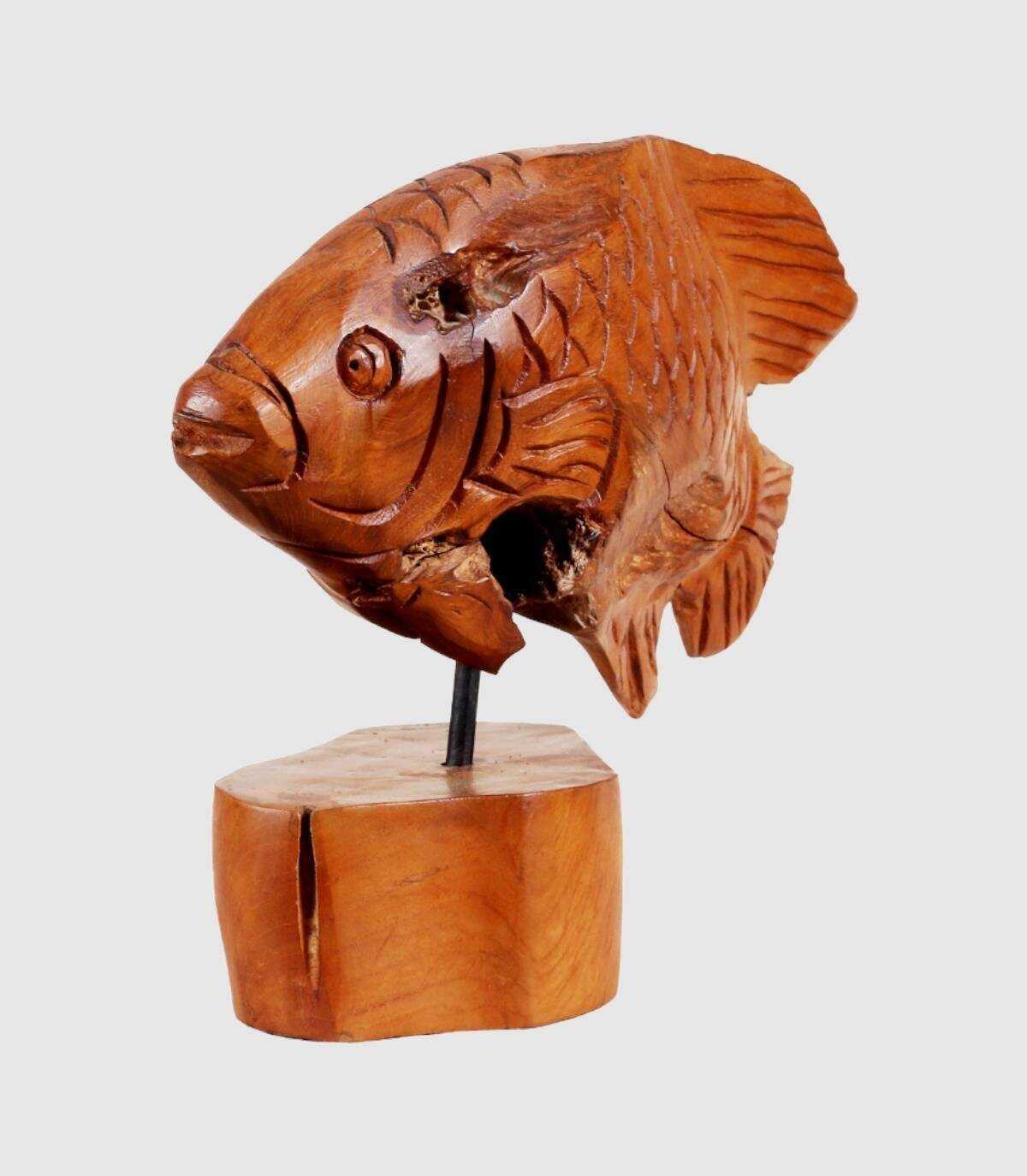 Wooden fish with support