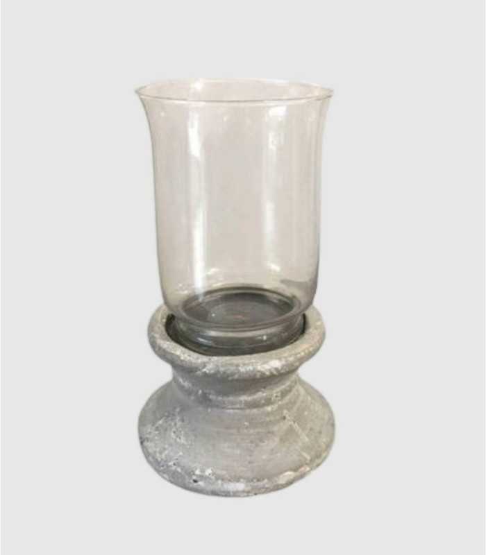 Cementen kaarsenhouder met glas.