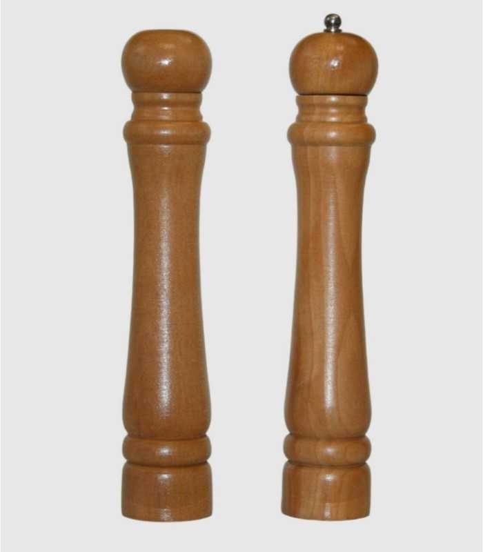 Salt and pepper dispenser set