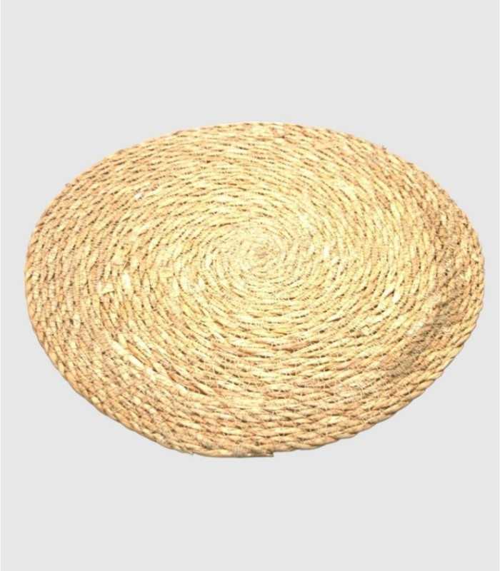 Round wicker placemat