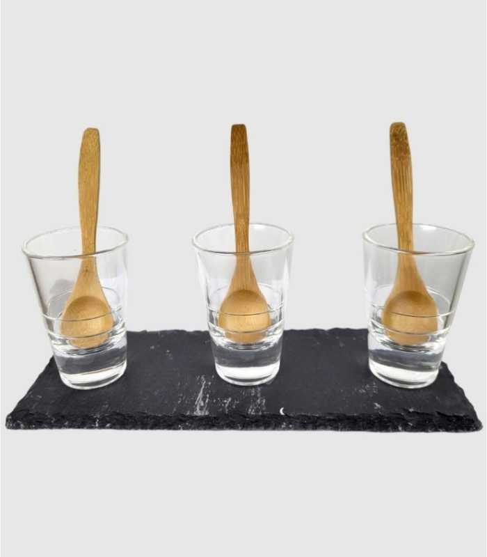 Tapasset met leistenen bord